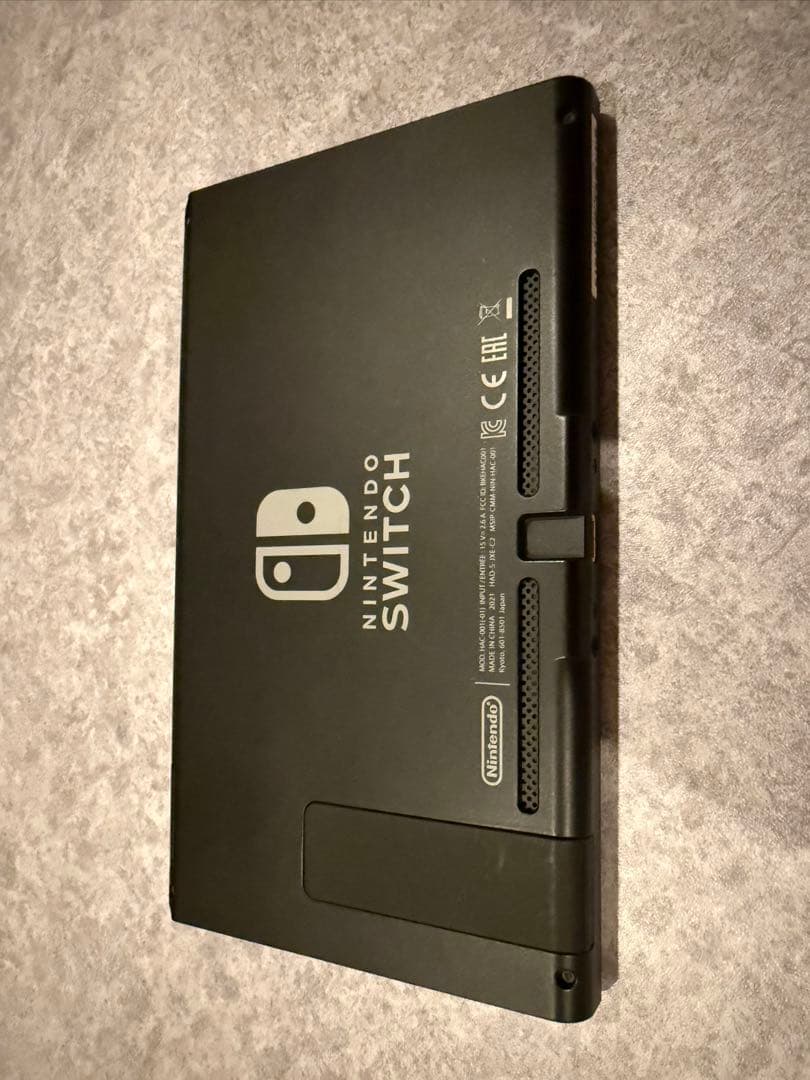 Nintendo Switch ニンテンドースイッチ本体　ネオンレッドブルー