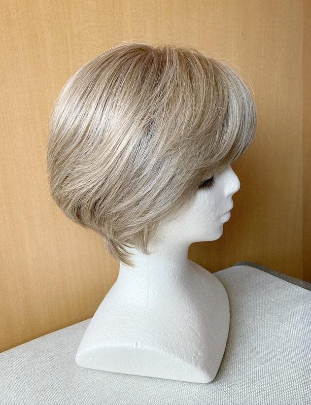 しなもん　VALANPUREMIUM　VP103　ベージュ系ショート