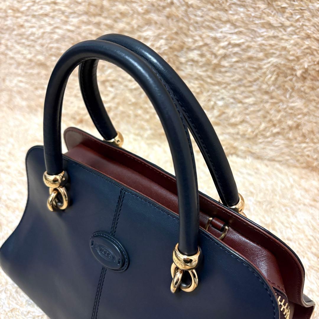 美品✨ TODS セラ レザー 2way ハンドバッグ ネイビー