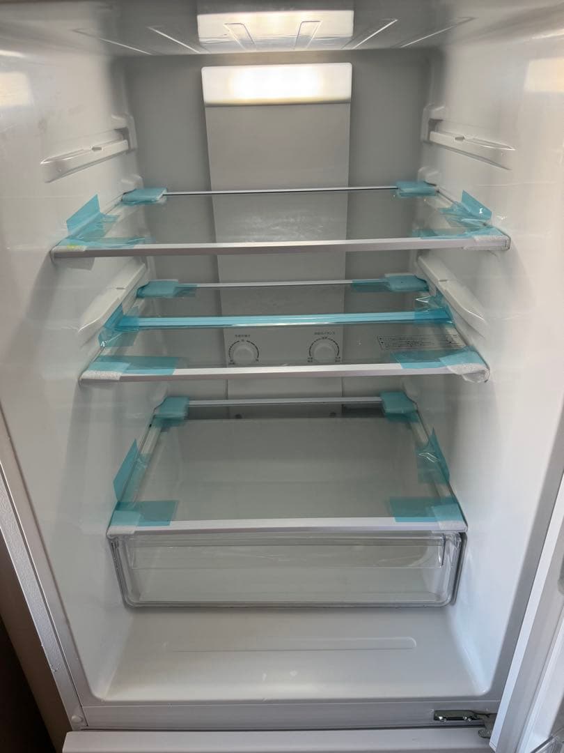 AQUA 冷蔵庫　AQR-20P W 200L ホワイト