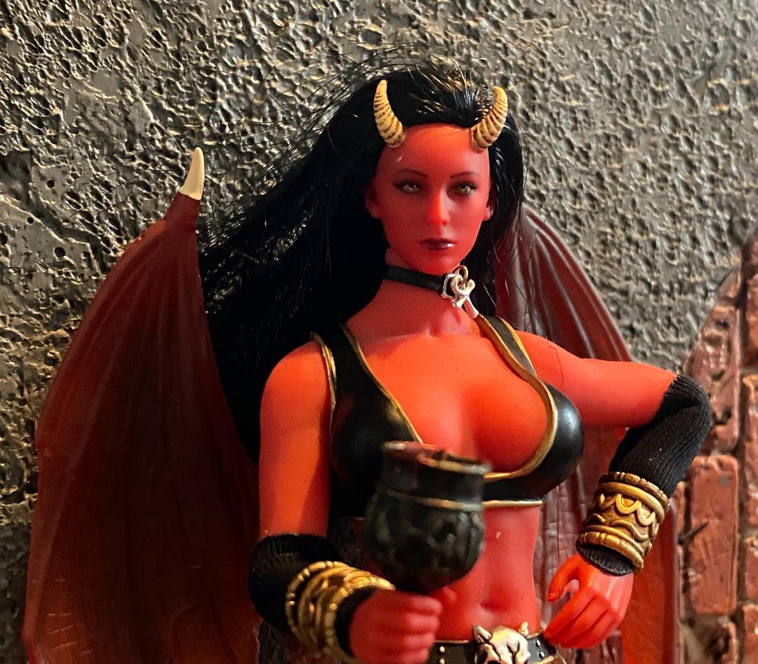 悪魔　女性フィギュア　稼働　希少な赤い素体 1/12 red demon