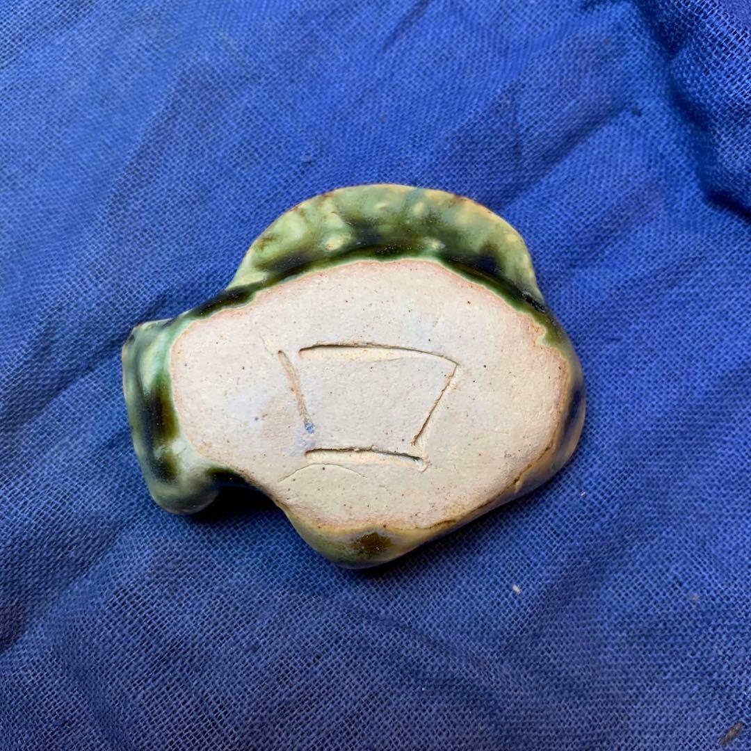 shuiyemikioです。魚　織部焼　箸置