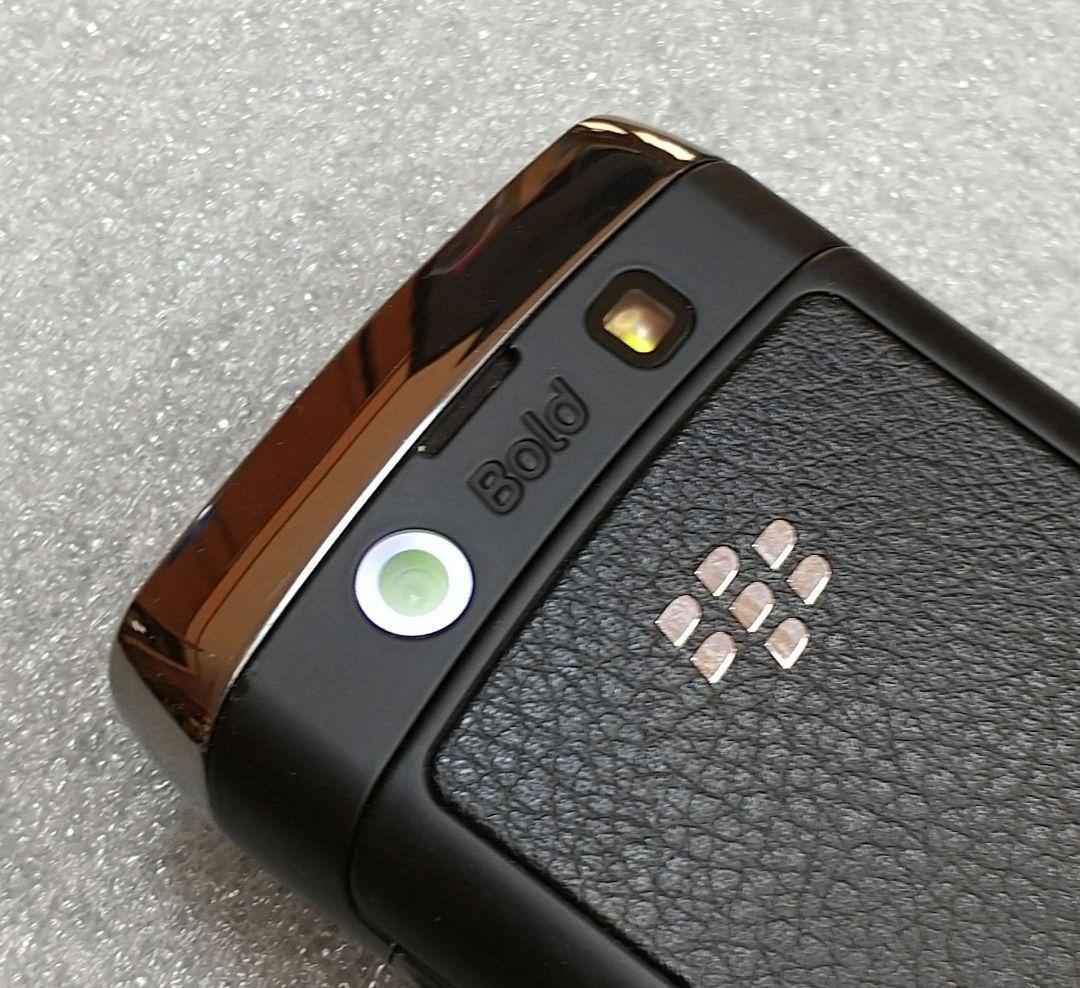 docomo Blackberry Bold 9700 QWERTY 携帯電話 - メルカリ
