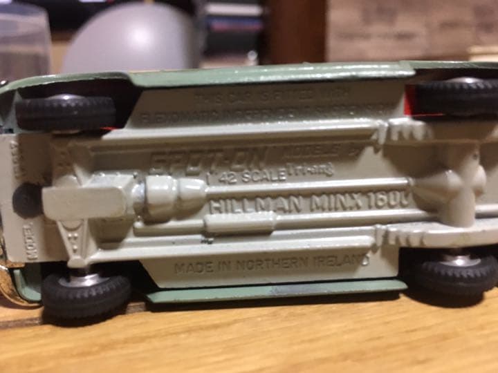 処分価格　SPOT-ON HILLMAN MINX 1800ミニカー