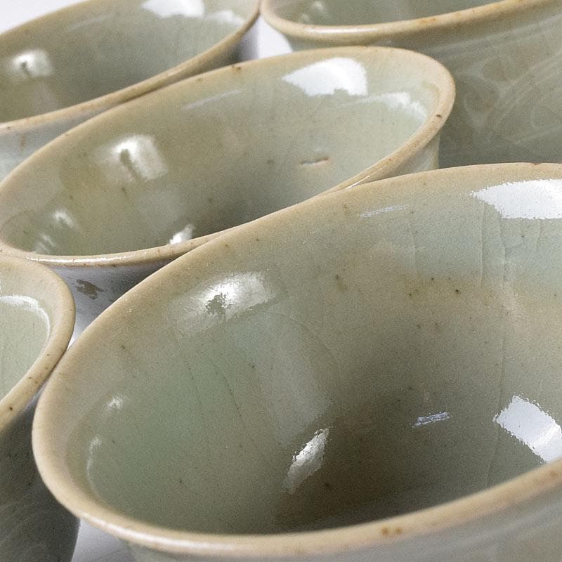 韓国人間文化財　柳海剛（柳根瀅）作　高麗青磁　煎茶碗　五客　共箱　V　R8497