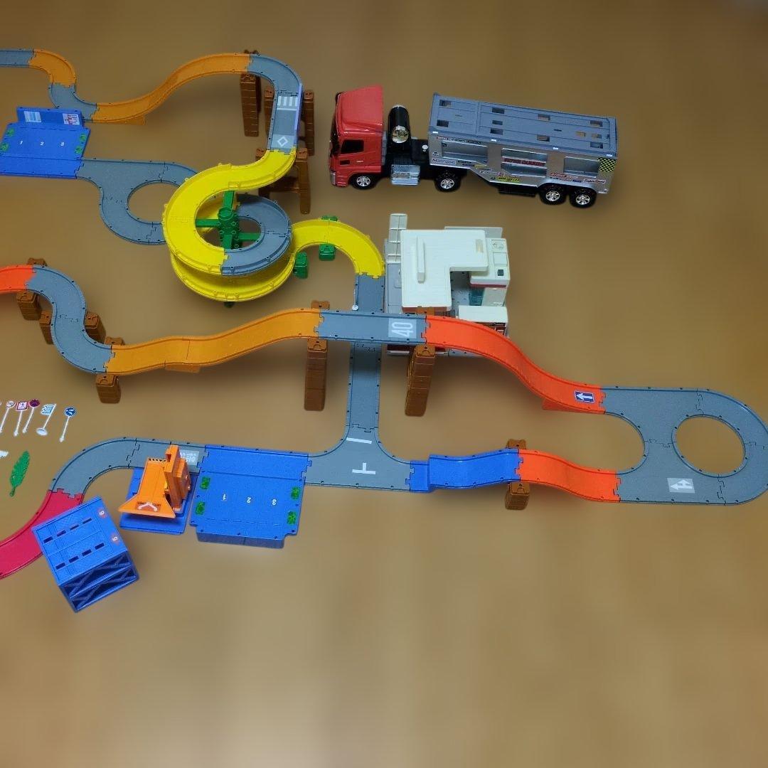 トミカ 道路コース やまみちドライブ　トミカビルディング