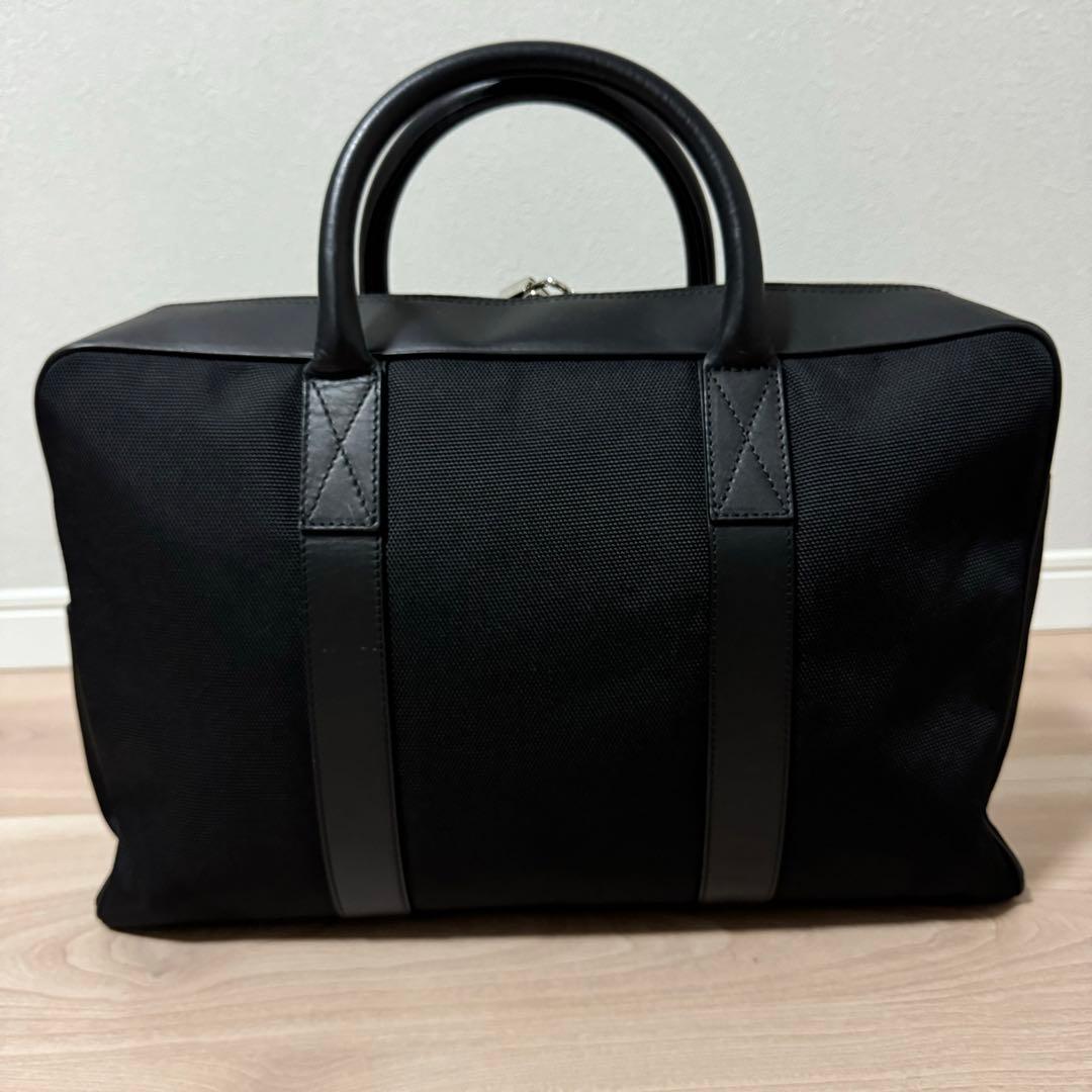 高級感 ジョルジオアルマーニ ビジネスバッグ 黒 A4 PC収納可 南京錠