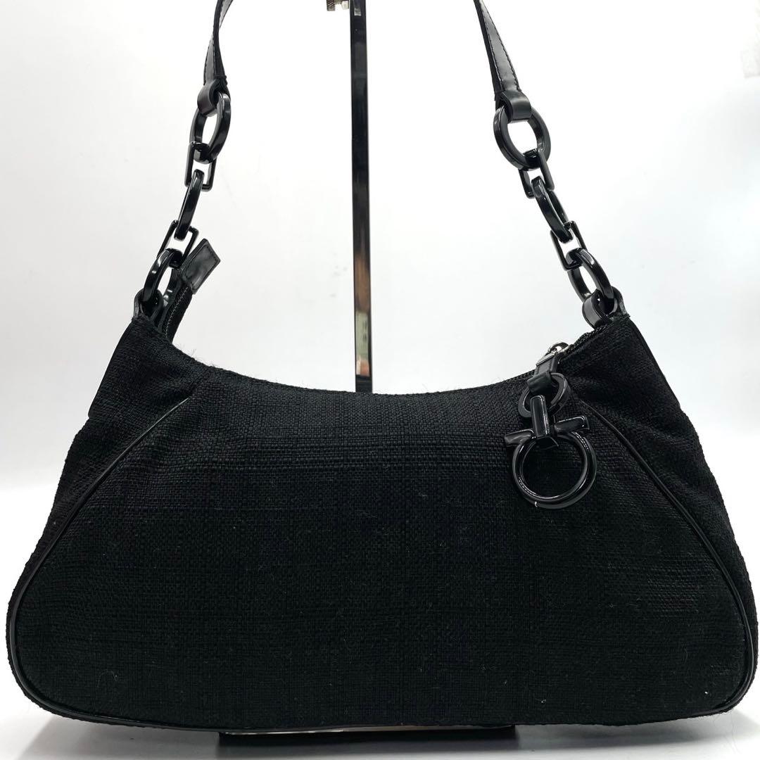 極美品● フェラガモ ショルダーバッグ ワンショルダー ガンチーニ キャンバス