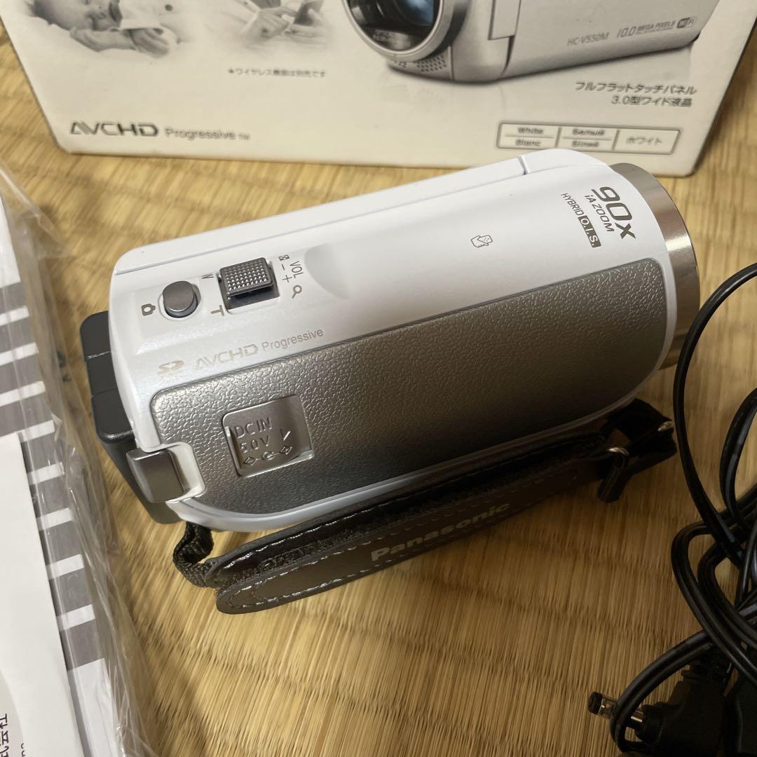 【美品】　Panasonic HC-V550M ビデオカメラ