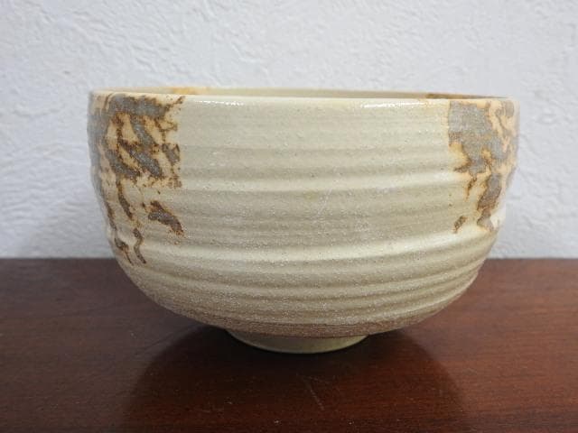 砂山造　楽林茶碗　折出印あり　共箱有 M919