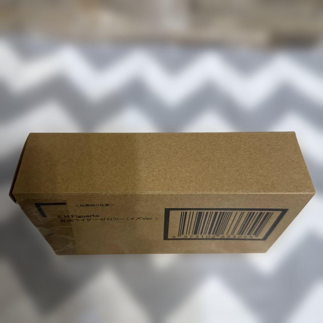 S.H.Figuarts 仮面ライダーゼロツー (イズVer.)