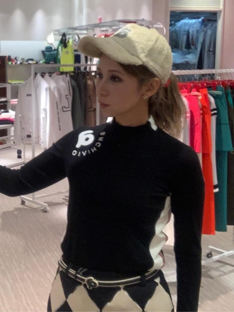 アルチビオ　◆　コットン混長袖リブハイネックプルオーバー