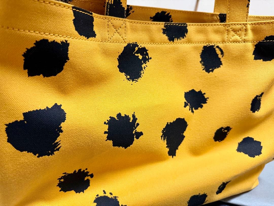 ヴィヴィアンウエストウッド トートバッグ イエロー PAINTED TEDDY