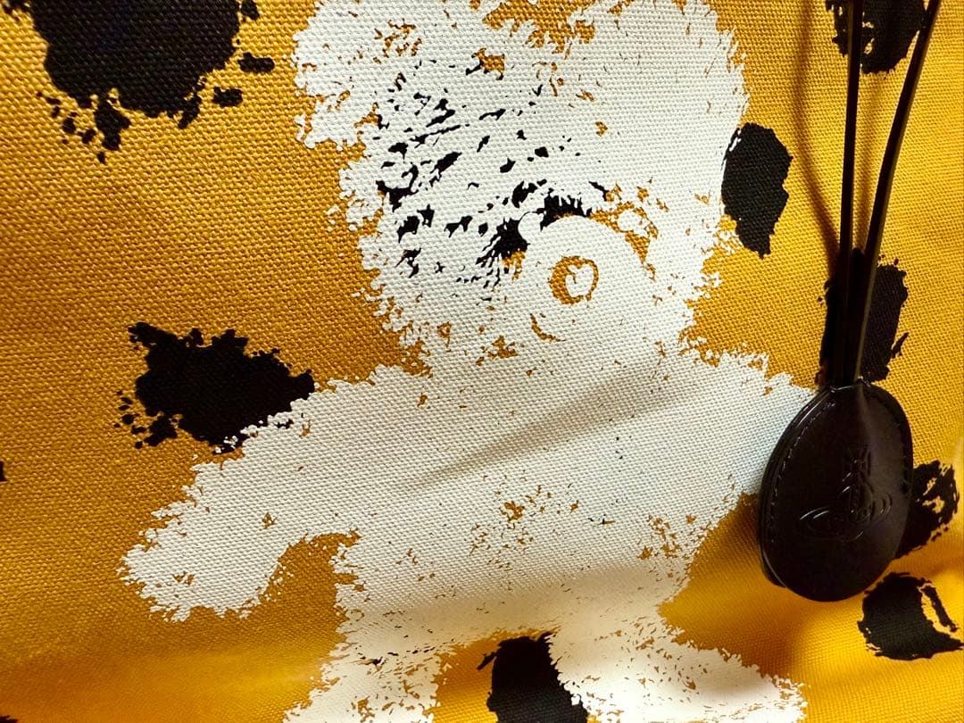 ヴィヴィアンウエストウッド トートバッグ イエロー PAINTED TEDDY