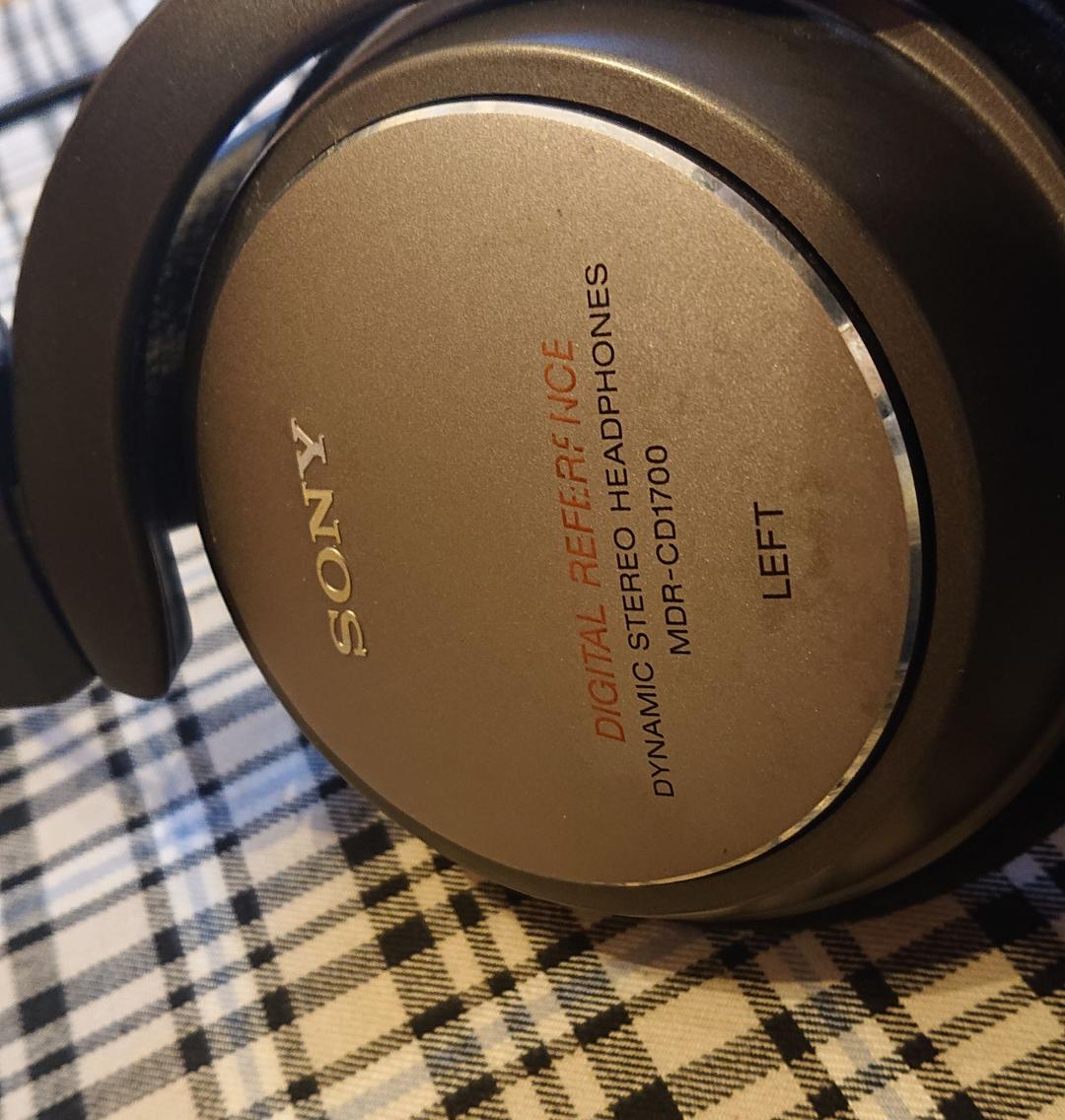 SONY MDR-CD1700 SONY MDR-CD1700 デジタルリファレンスヘッドホン