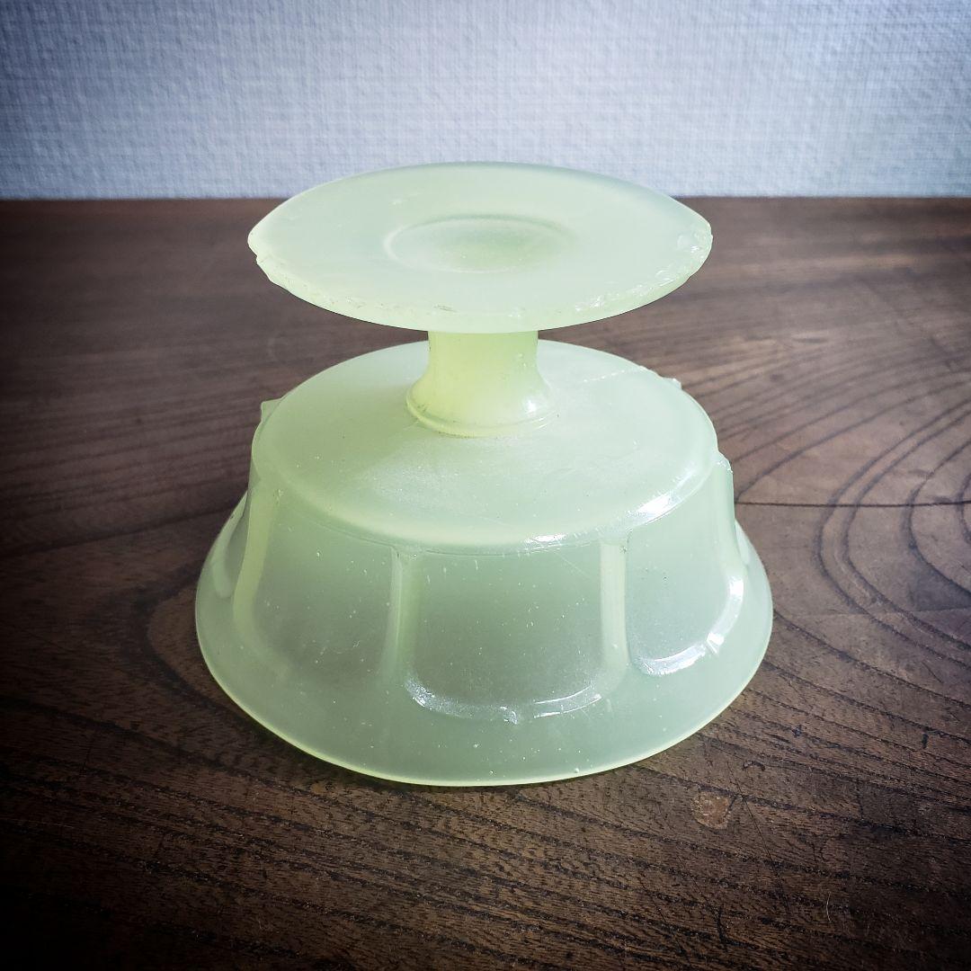 黄練りウランガラス氷コップ乳白色明治大正ロマンデザートカップ訳あり