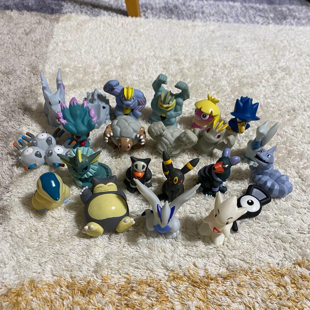 初期ポケモンゆび人形 約200体⭐︎クリアや人間キャラあり⭐︎大量まとめ売り