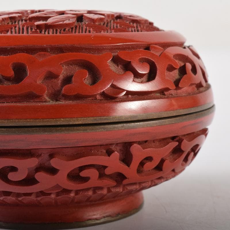 中国　剔紅　堆朱　内七宝　花文　香合　C　7067