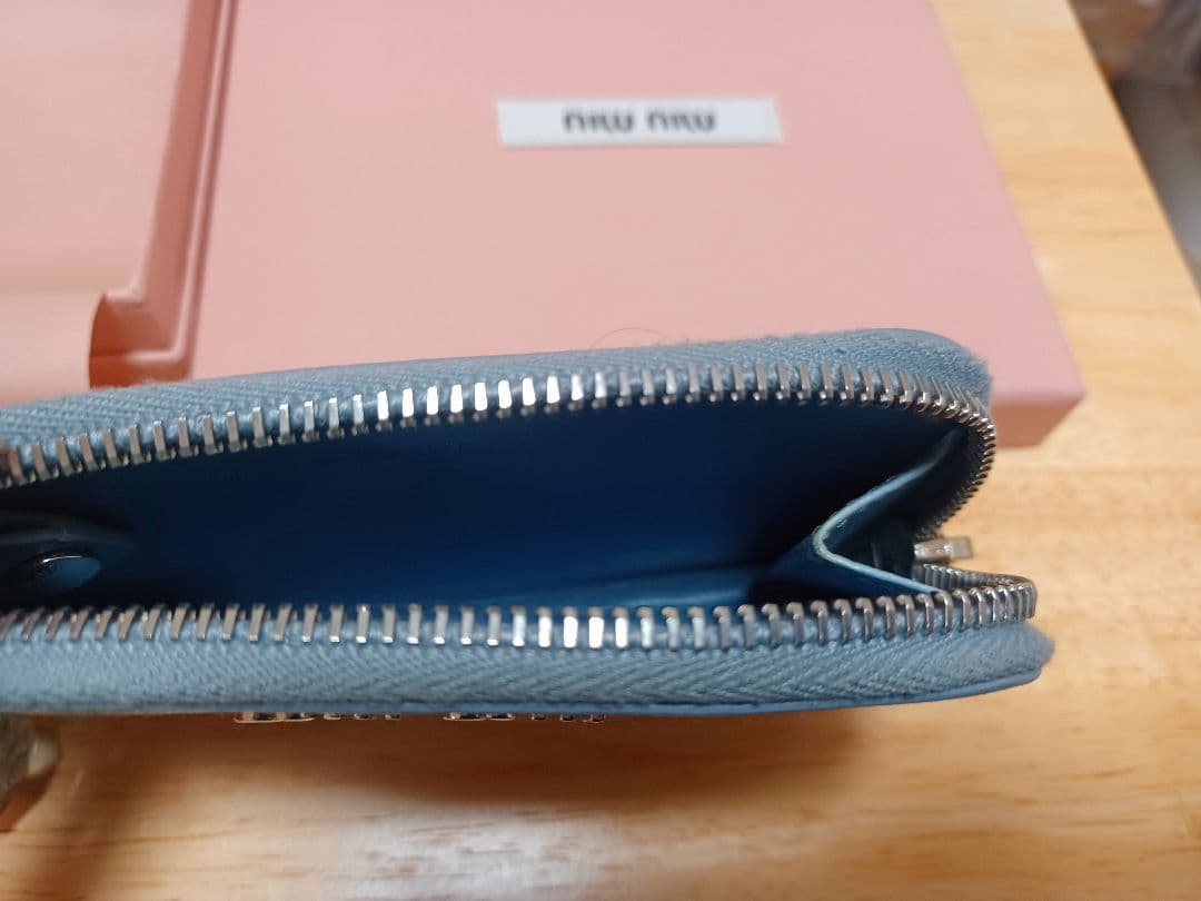 【値下】miu miu ケース　ミニケース 箱付