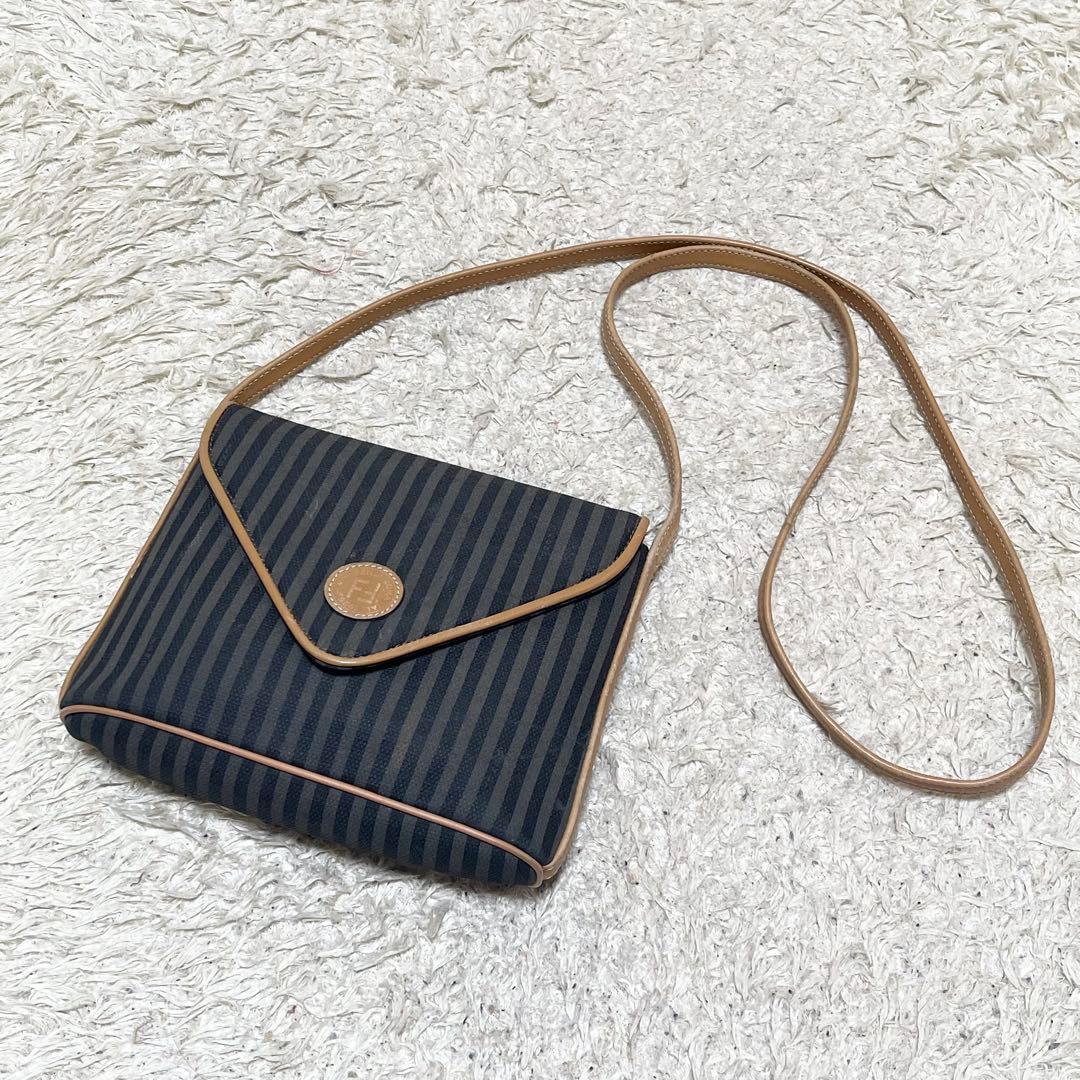 【良品】フェンディ　ショルダーバッグ　ポシェット　レザー　キャンバス　ペカン柄