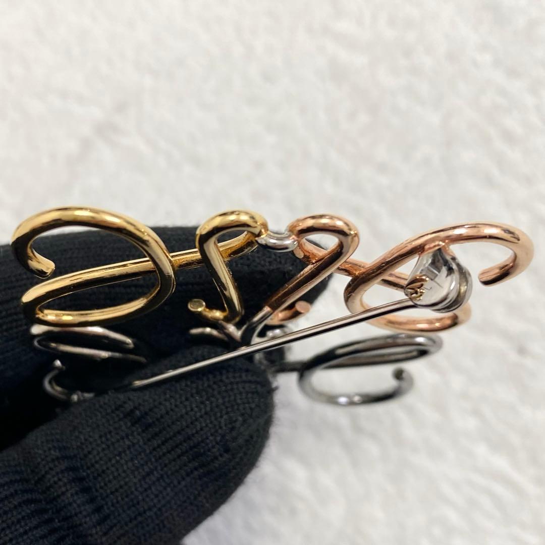 極美品】ロエベ アナグラム ブローチ マルチカラー シルバー ゴールド