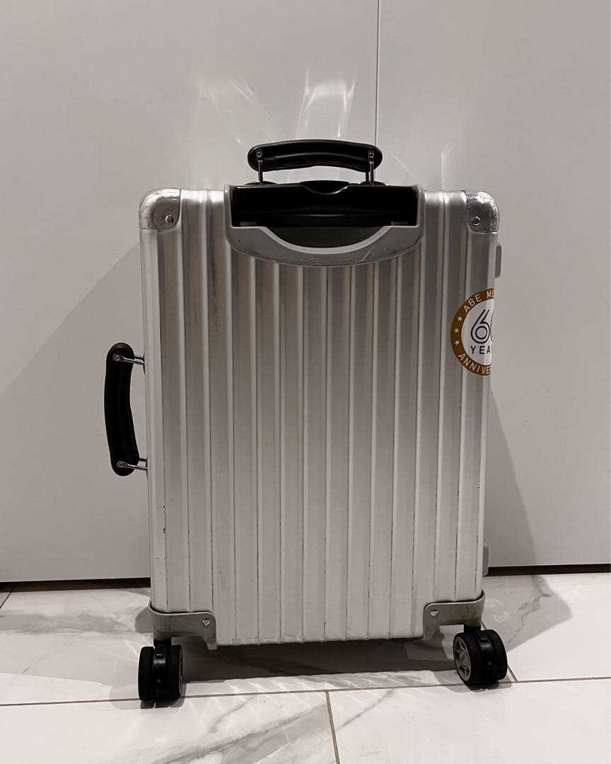 お値下げ依頼済] 希少 RIMOWA リモワ CLASSIC キャビンS - メルカリ