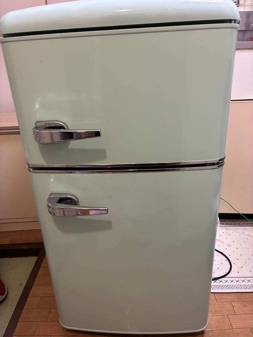 レトロ　2ドア冷蔵庫 幅48cm 81L たのめる便　2022製　ミント
