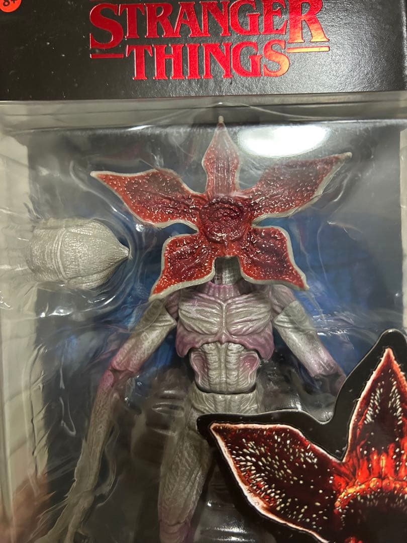 Stranger Things Demogorgon フィギュア