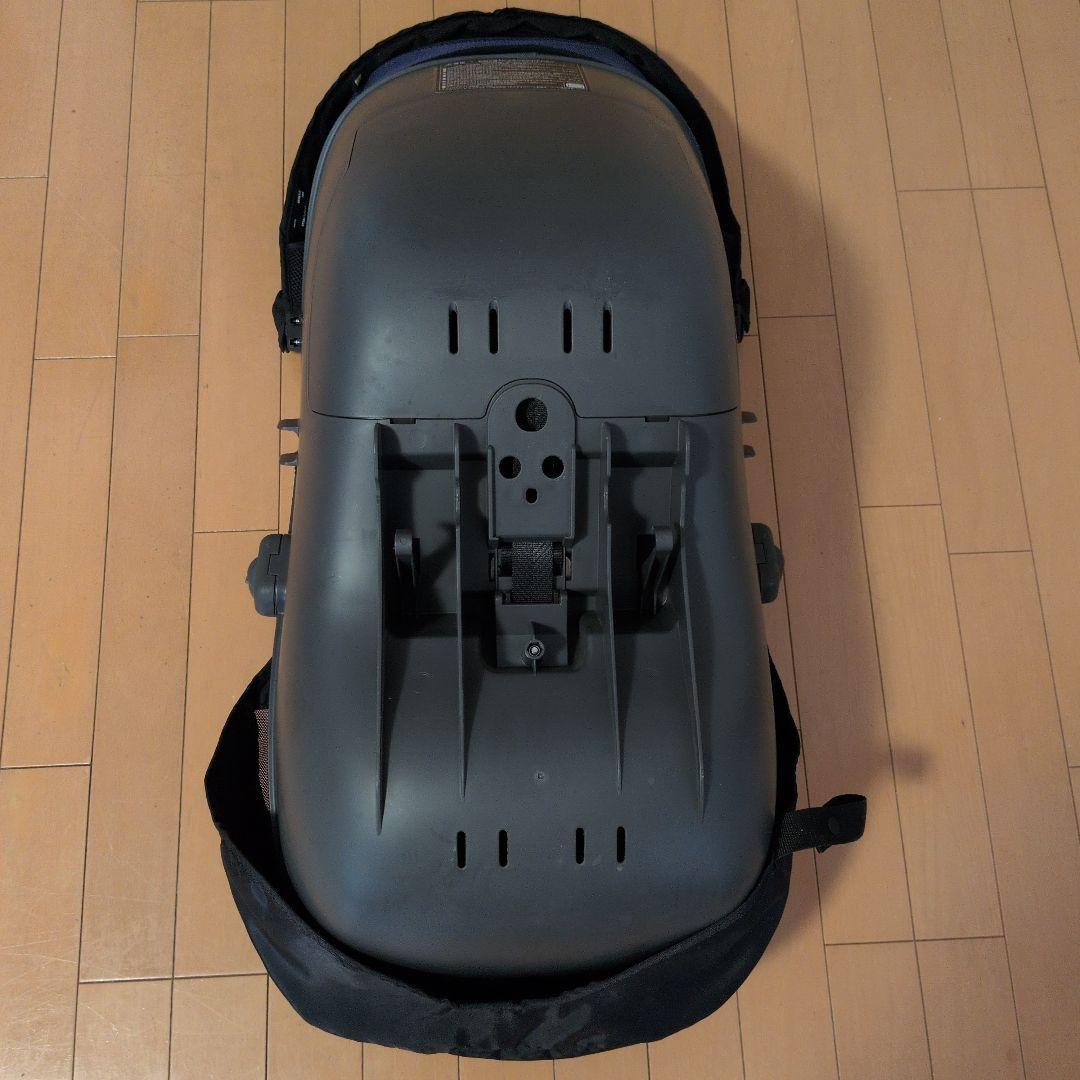 【純正】CombiギュットクルームEX前乗せチャイルドシート レインカバー付