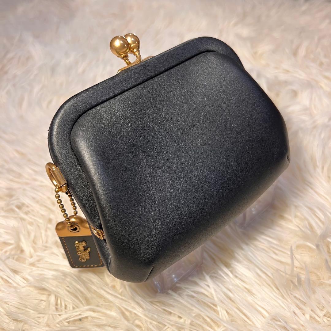 新品・未使用　※難あり　COACH キスロック ケース　がま口財布　レザー
