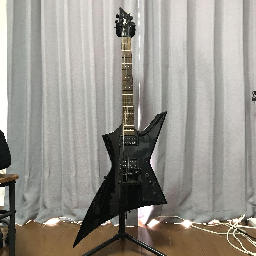 Cort VX-2X Explorer EMG Электрогитара б/у, s/n 080659267, HH (EMG