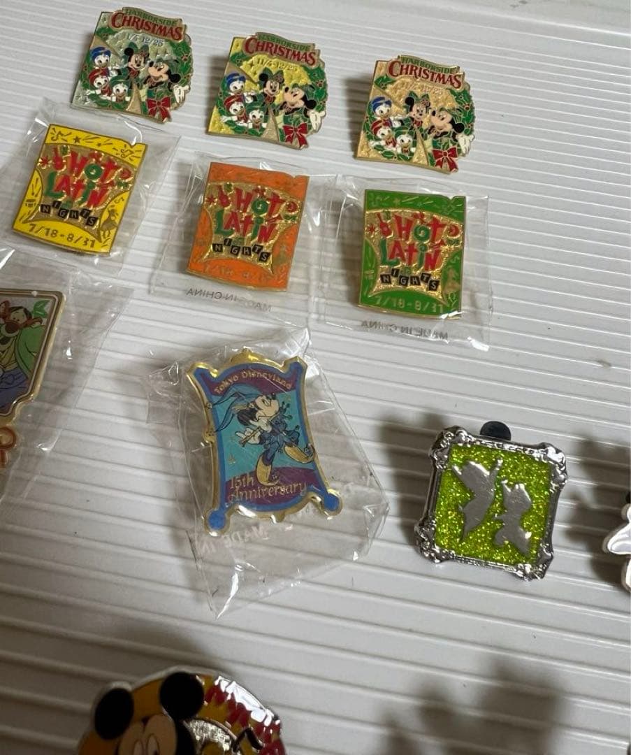 ディズニー、ミッキー、チップ、デール非売品ピーンズ