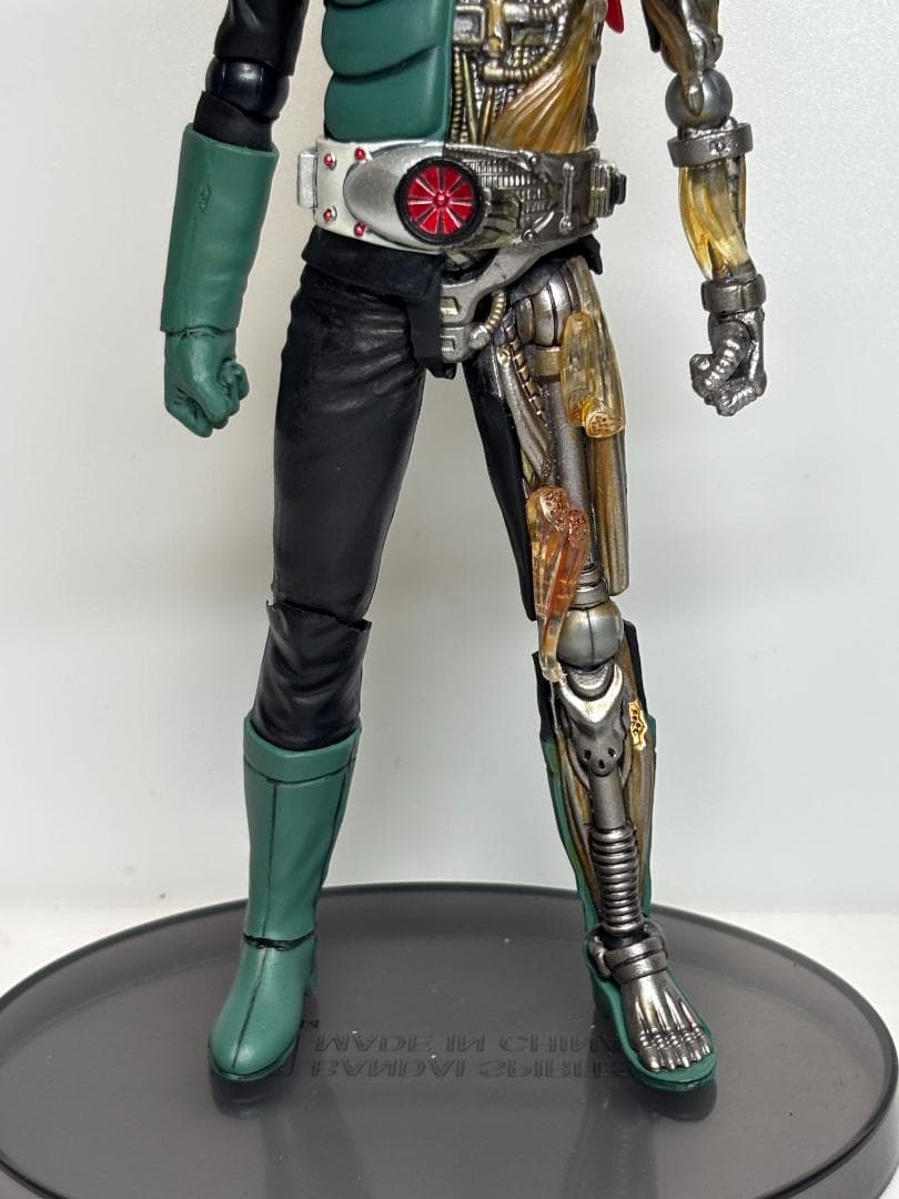 可動改造： INTERNAL STRUCTURE 仮面ライダー