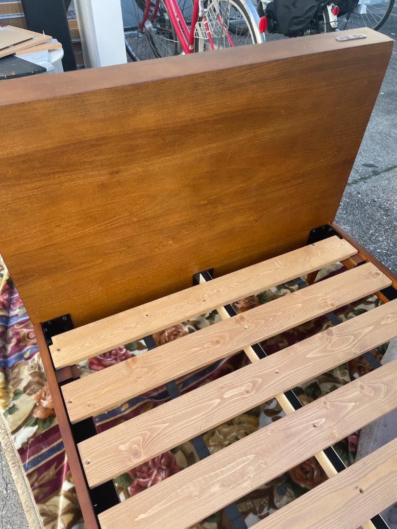 T◇963 サンダーデザイン シングルベッド 未使用訳あり 地域限定組立送料無料