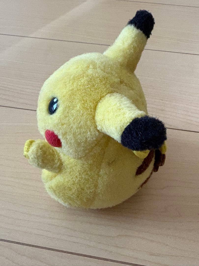 ピカチュウ 初代 ぬいぐるみ レア TOMY 初期ピカチュウ ぬいぐるみ