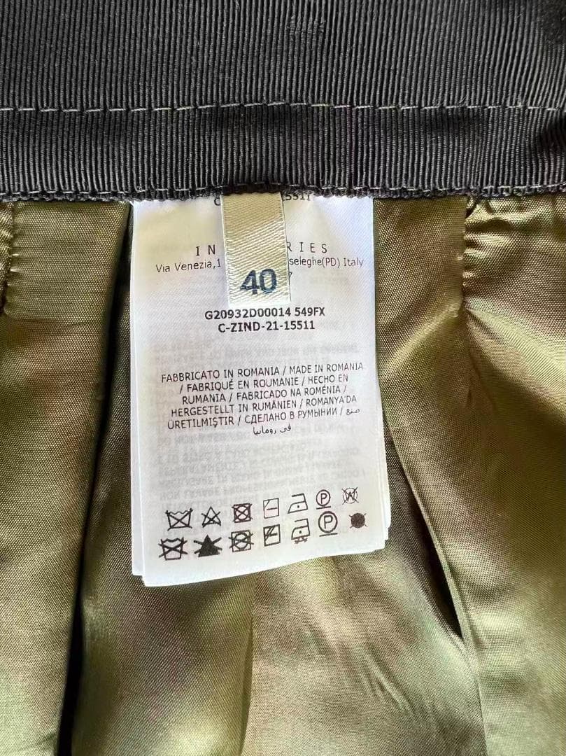 極美品 MONCLER オリーブグリーン ひざ丈スカート 40
