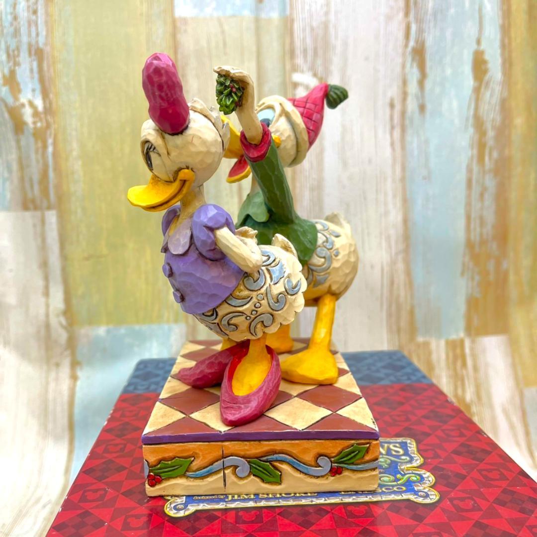 ドナルドダック クリスマス エネスコ デイジーダック スタチュー フィギュア