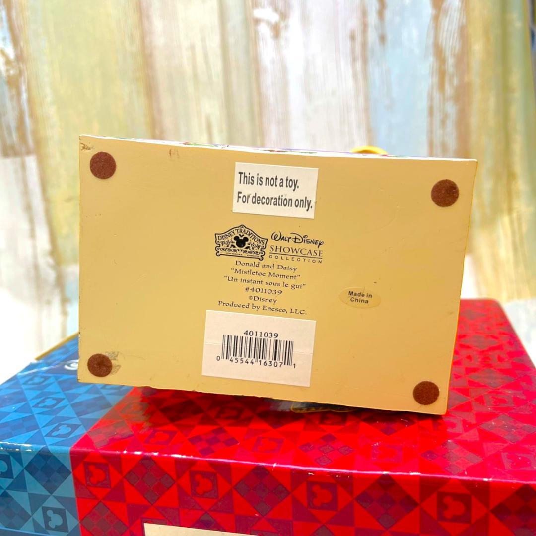 ドナルドダック クリスマス エネスコ デイジーダック スタチュー フィギュア
