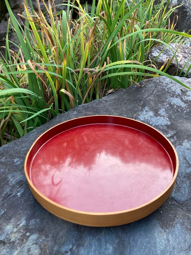 木製楕円形盆 赤色内側