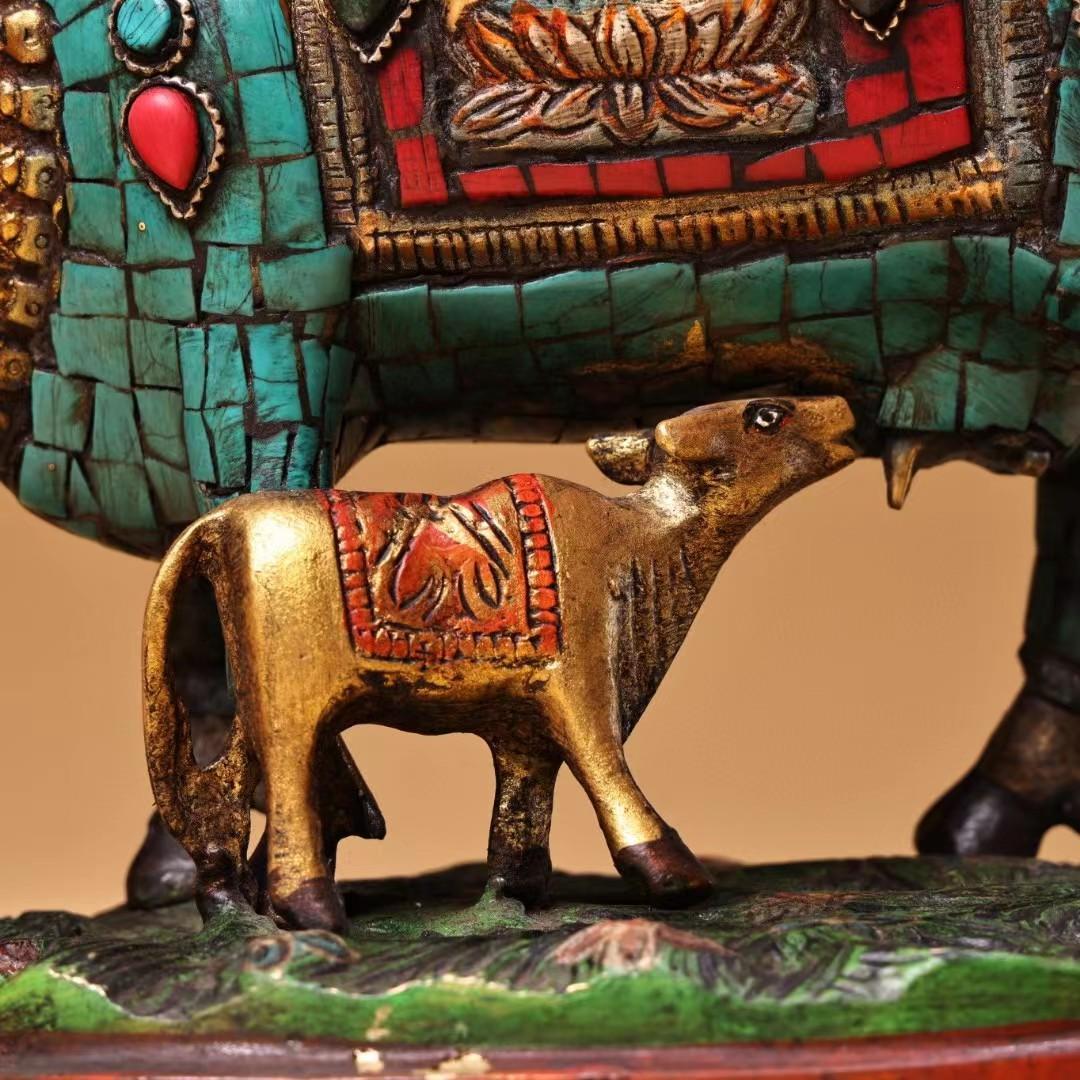 中国古美術・旧蔵チベット純銅親子牛の平安牛・純手作り・彩絵描金・置物・案頭・文房