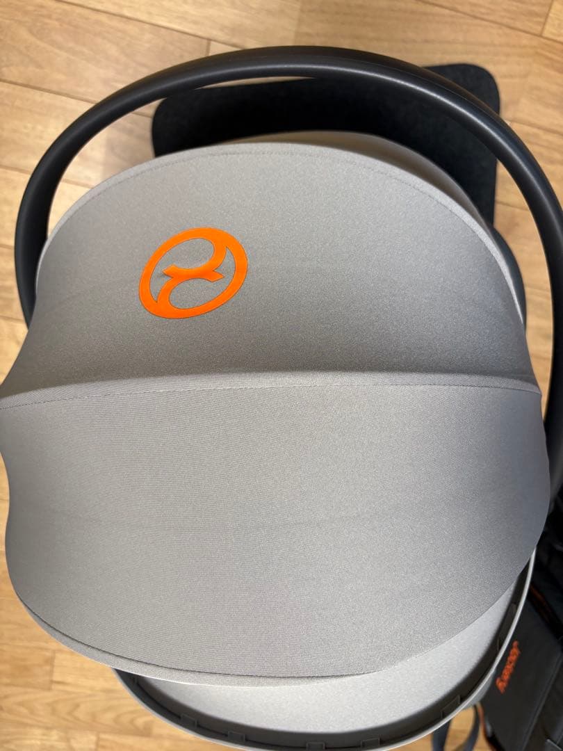 makoさま　Cybex クラウド G i-Size ベビーシート