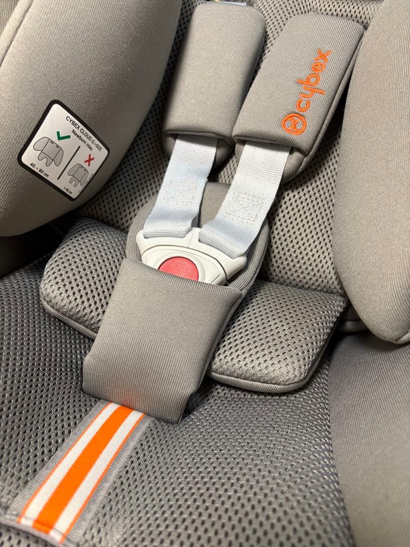 makoさま　Cybex クラウド G i-Size ベビーシート