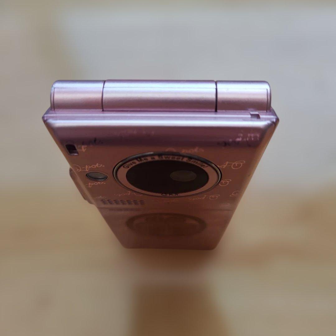 Q-pot Melty Strawberry ピンク ガラケー - メルカリ