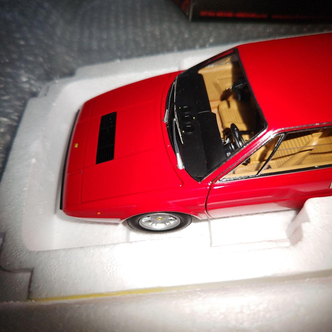 1/18　ホットウィール　エリート　フェラーリ　308　GT4　ディーノ