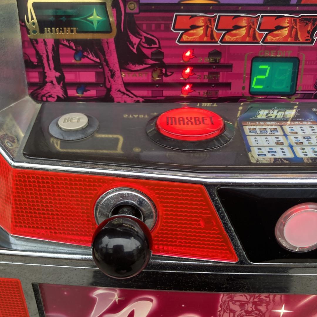 お値下げOK】 サミー 北斗の拳 4号機 初代 ユリア 鍵あり コイン不要機