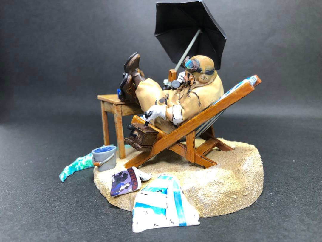 ファインモールド紅の豚(アジトのポルコ)台座付き塗装済み完成品