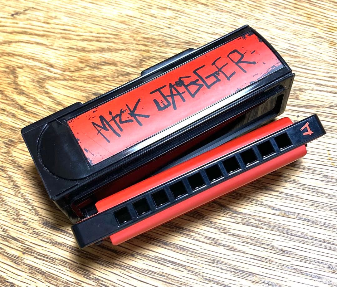 ミックジャガー ハーモニカ ローリング・ストーンズのミック・ジャガー