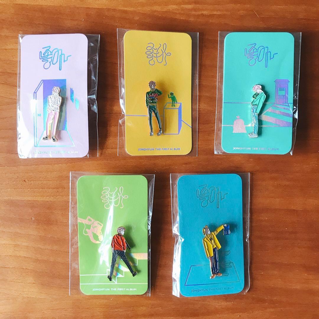 SHINee ジョンヒョン ピンバッジ チョア 5個セット