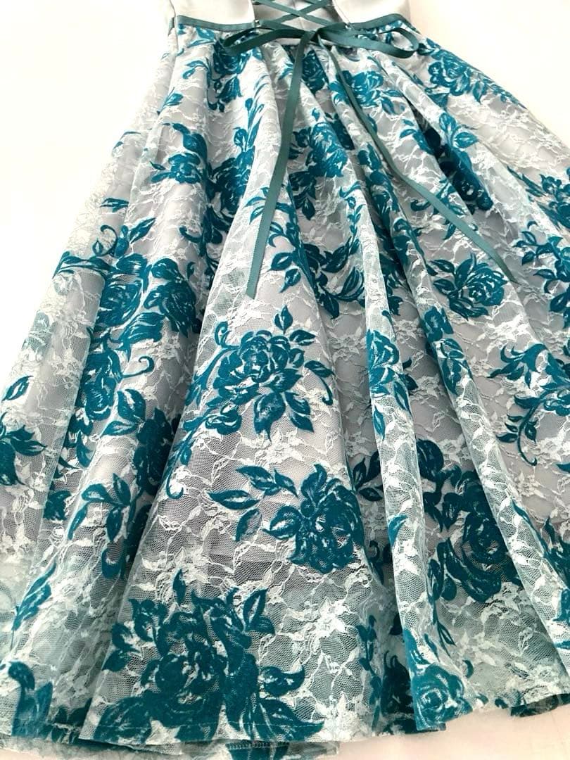 新品☆ AIMER 花柄レース ドレスワンピース チュール バッククロス リボン