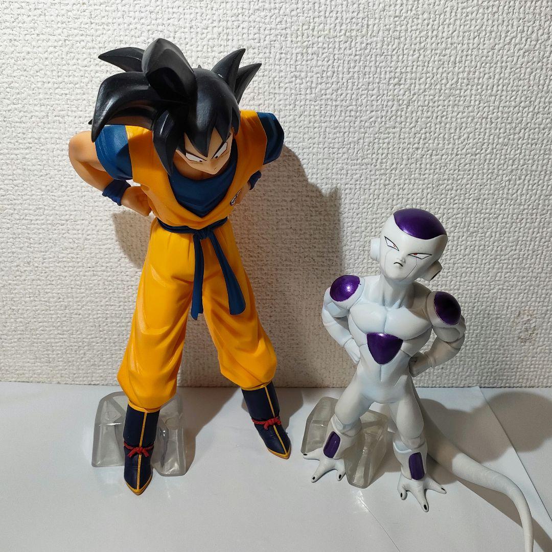 ☆ 一番くじ ラストワン ドラゴンボールフィギュア 孫悟空 フリーザ